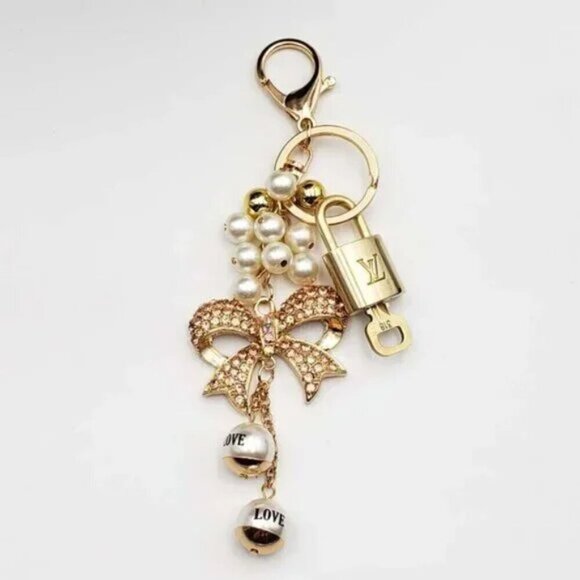 100% Auth Louis Vuitton Lock & Key with unbranded Bagcharm, Keycharm, Keychain - Picture 1 of 8
